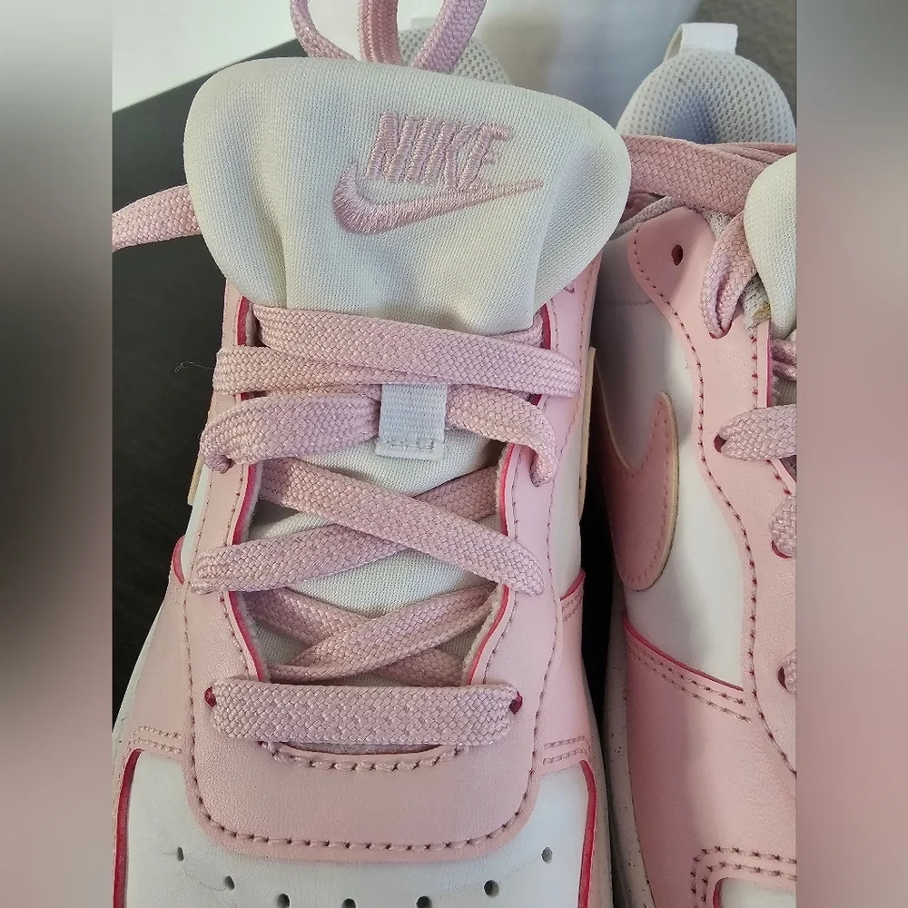 Nike Big Girls Borough Low 2 SE Casual  Sneakers in Pink and White